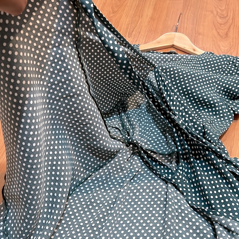 LOFT long sleeves polka dots green wrap dress - Picture 8 of 12